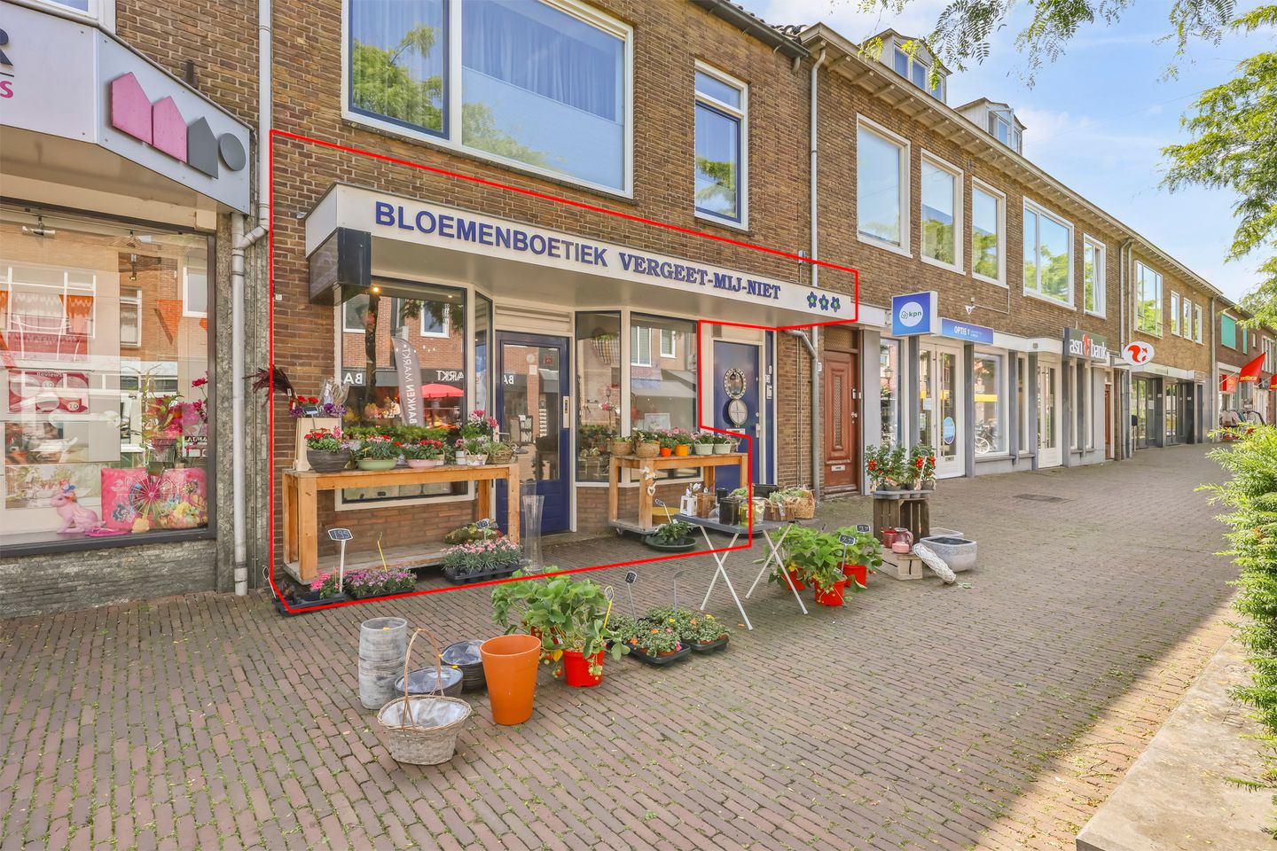 View photo 1 of Oosterstraat 13