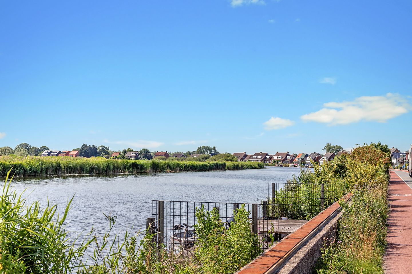 View photo 3 of Lijnderdijk 185