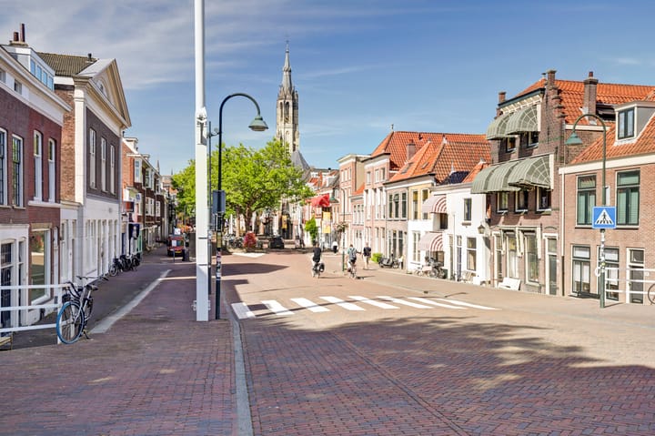 Tussenwoning te koop: Nieuwe Langendijk 98, Delft