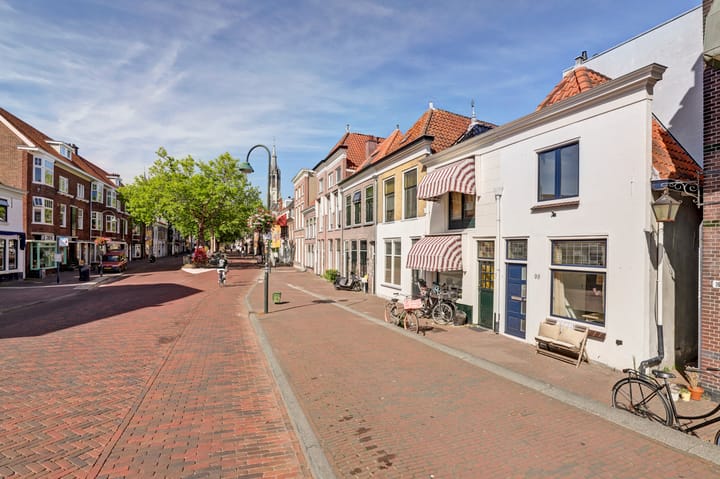Tussenwoning te koop: Nieuwe Langendijk 98, Delft