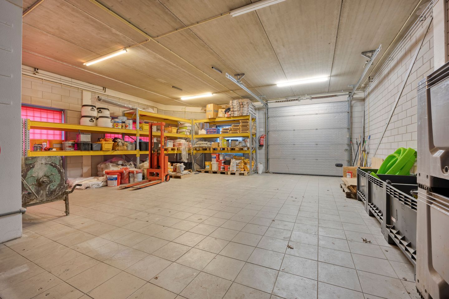 View photo 3 of Chromiumweg 147
