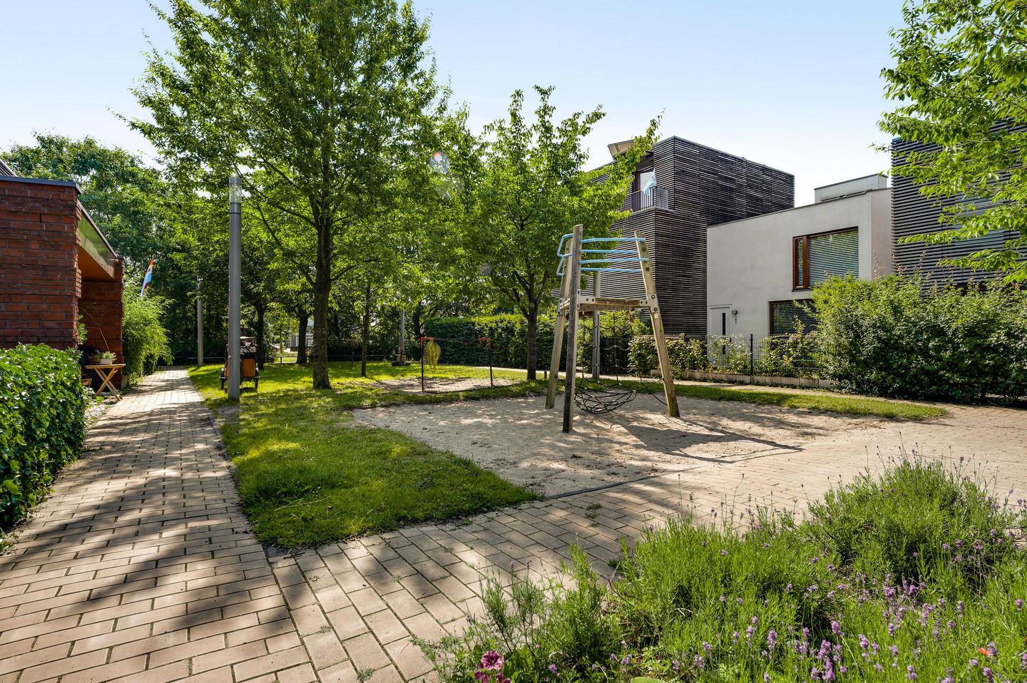 Photo 4 of Waterwereld 128