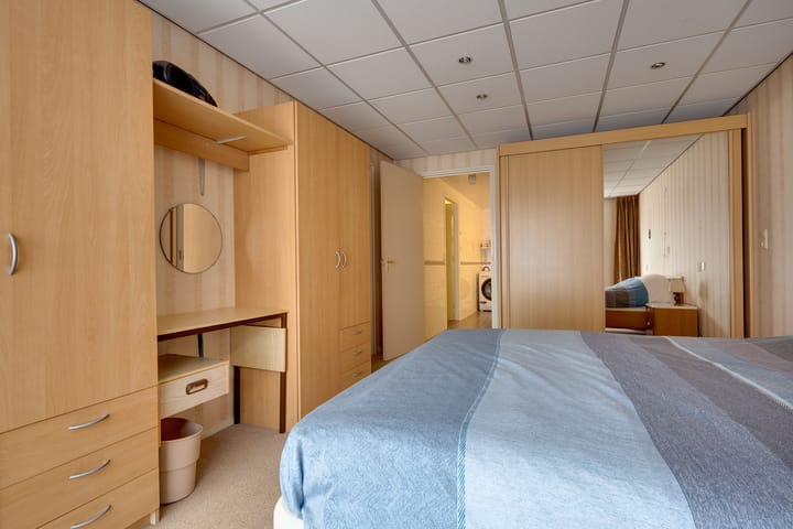 Vrijstaande woning te koop: Skoalikkers 6, Augustinusga