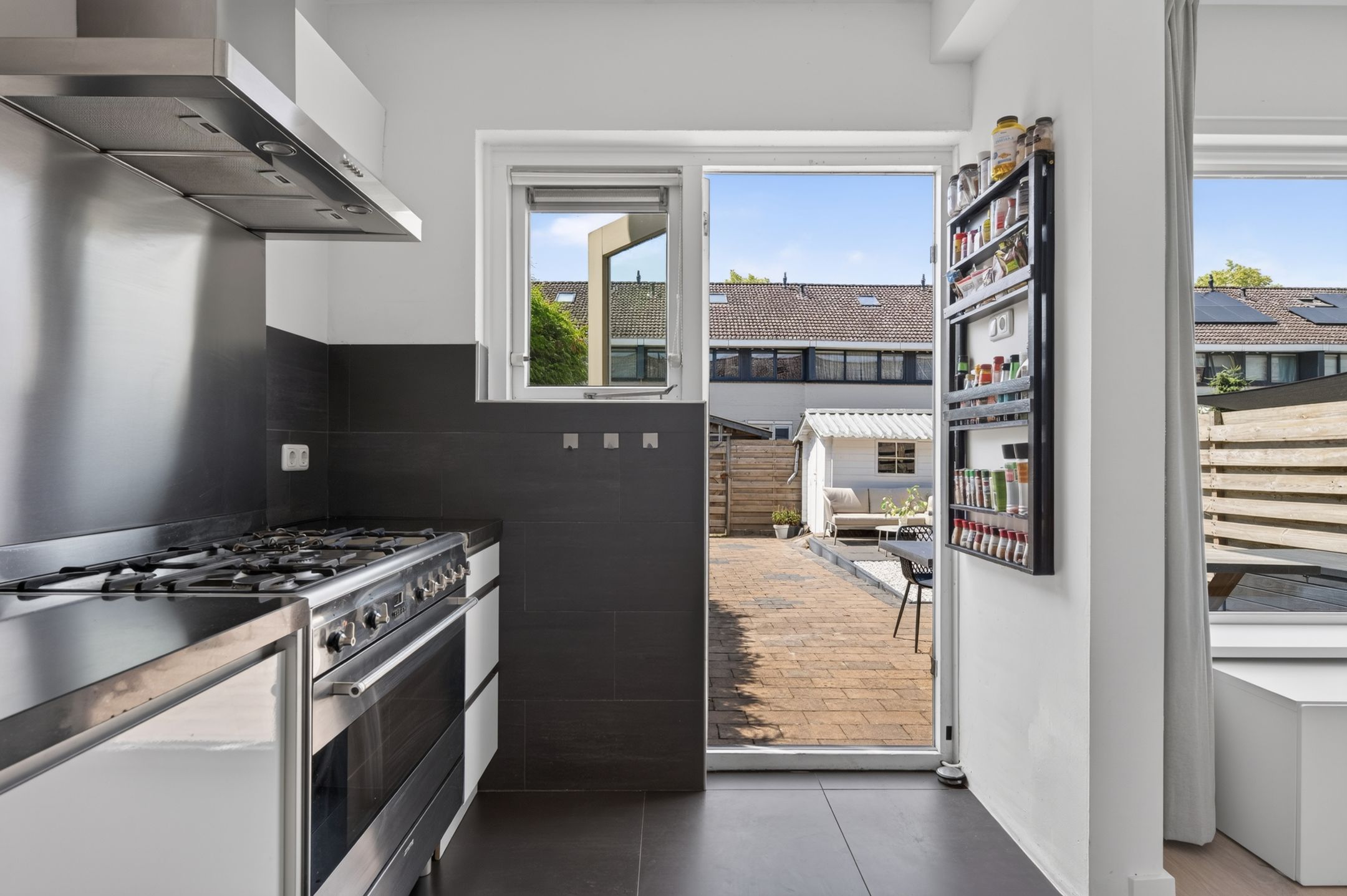 Photo 12 of Marnezijlstraat 32