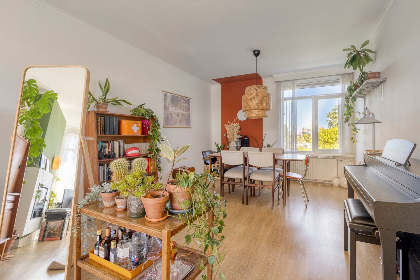 Photo 14 of Bachstraat 460