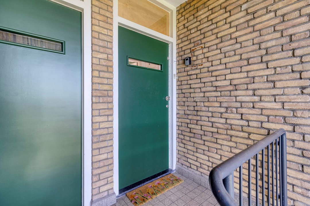 Photo 7 of Bachstraat 460