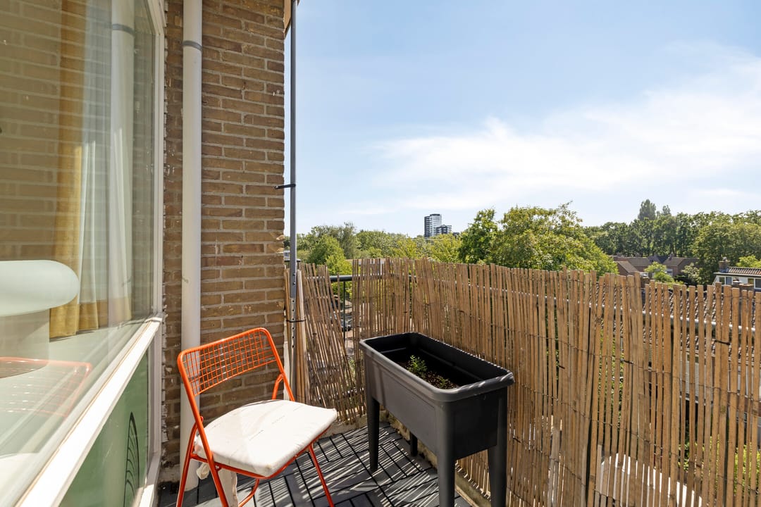 Photo 2 of Bachstraat 460