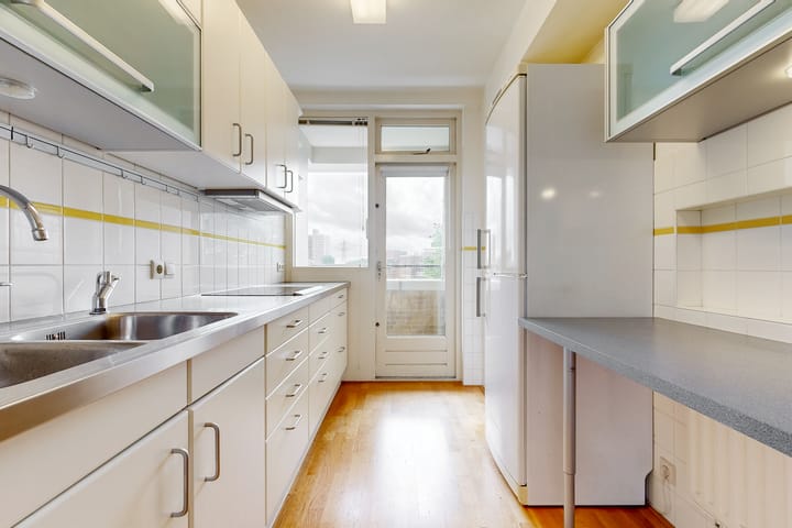 Appartement te koop: Hendrinaland 64, 'S-Gravenhage