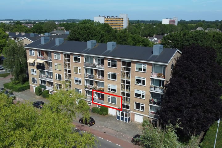 Photo 2 of Ruysdaelstraat 132