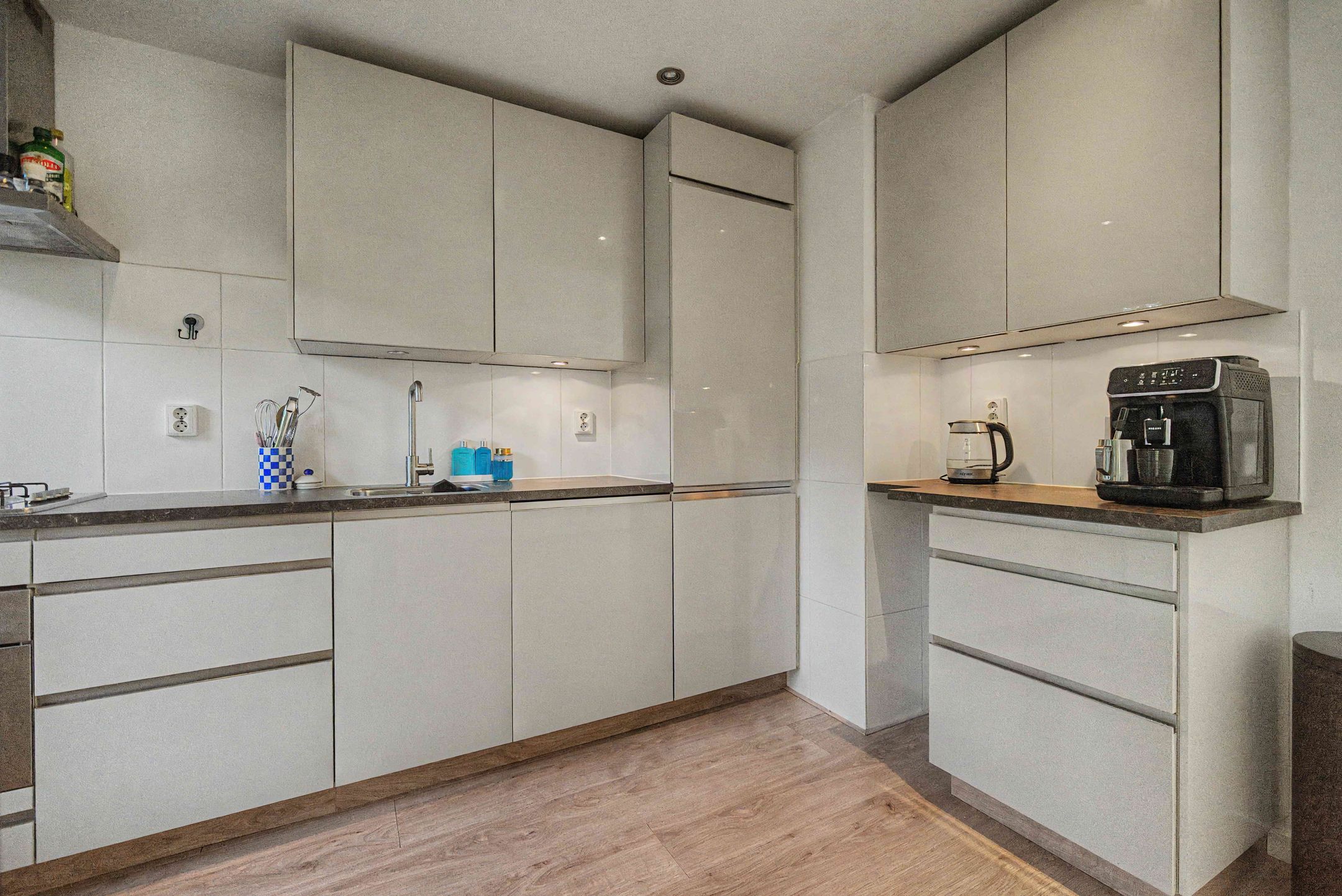 Photo 12 of Ruysdaelstraat 132