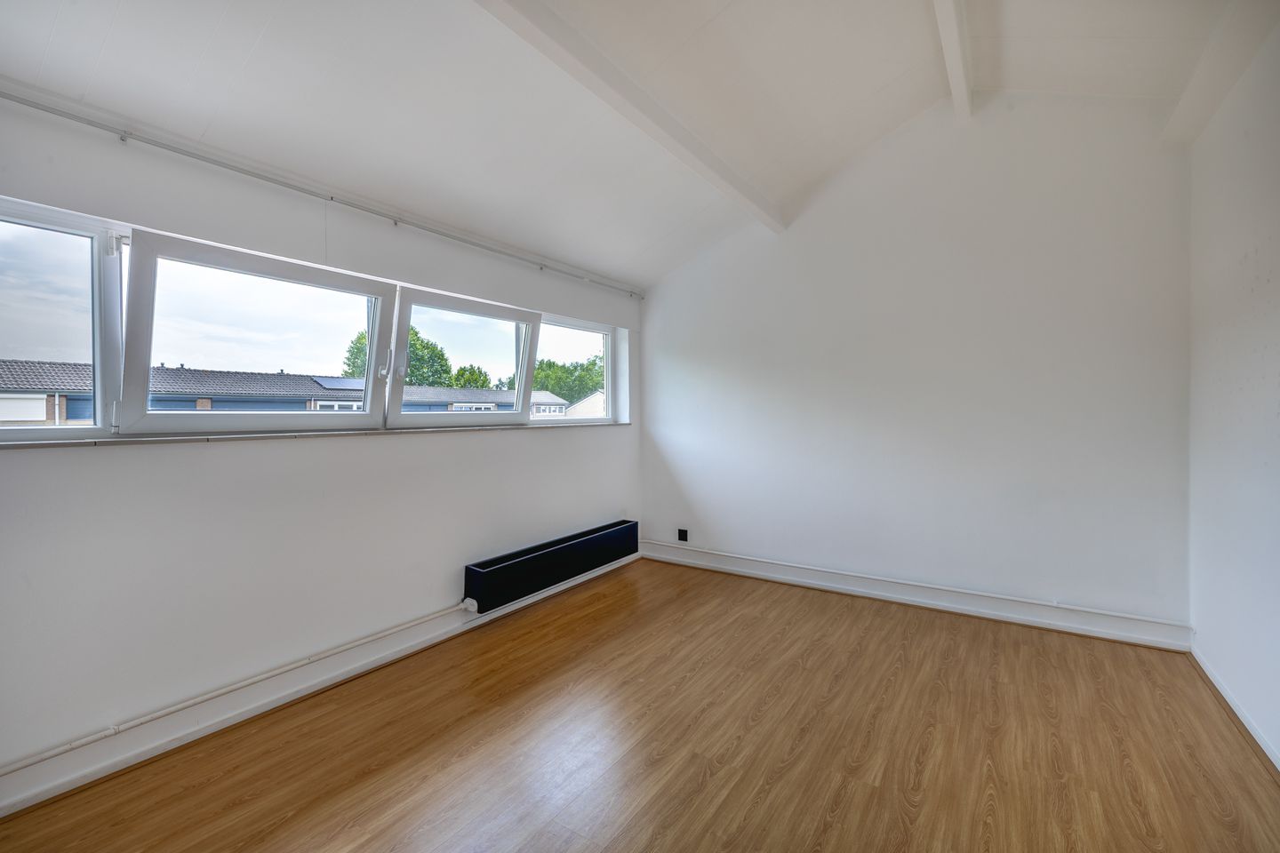 Photo 14 of Schillerstraat 9