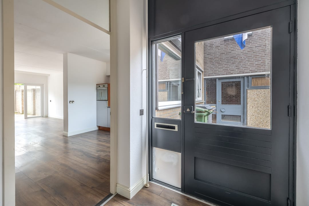 Photo 7 of Schillerstraat 9