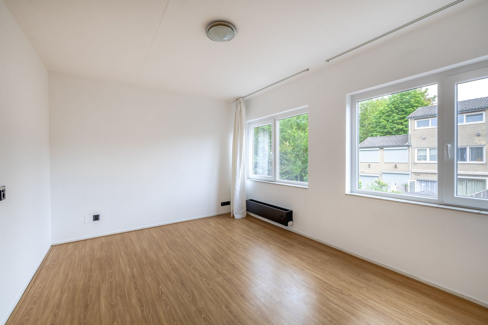 Photo 9 of Schillerstraat 9