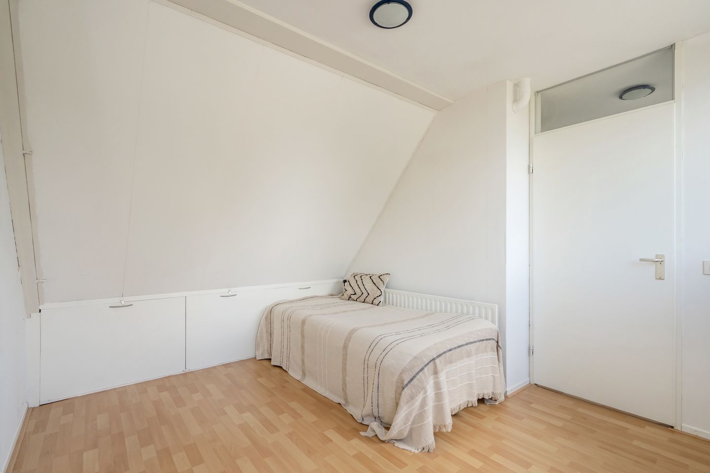 Foto 34 van Edelhertlaan 8