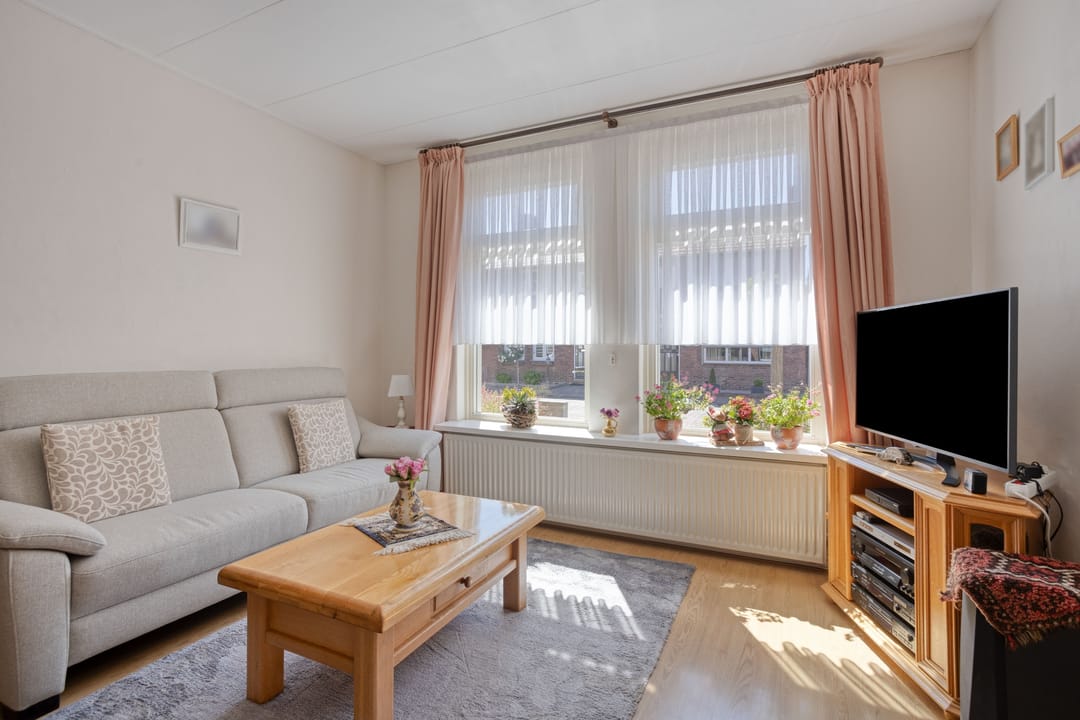 Photo 8 of Raadhuisstraat 26