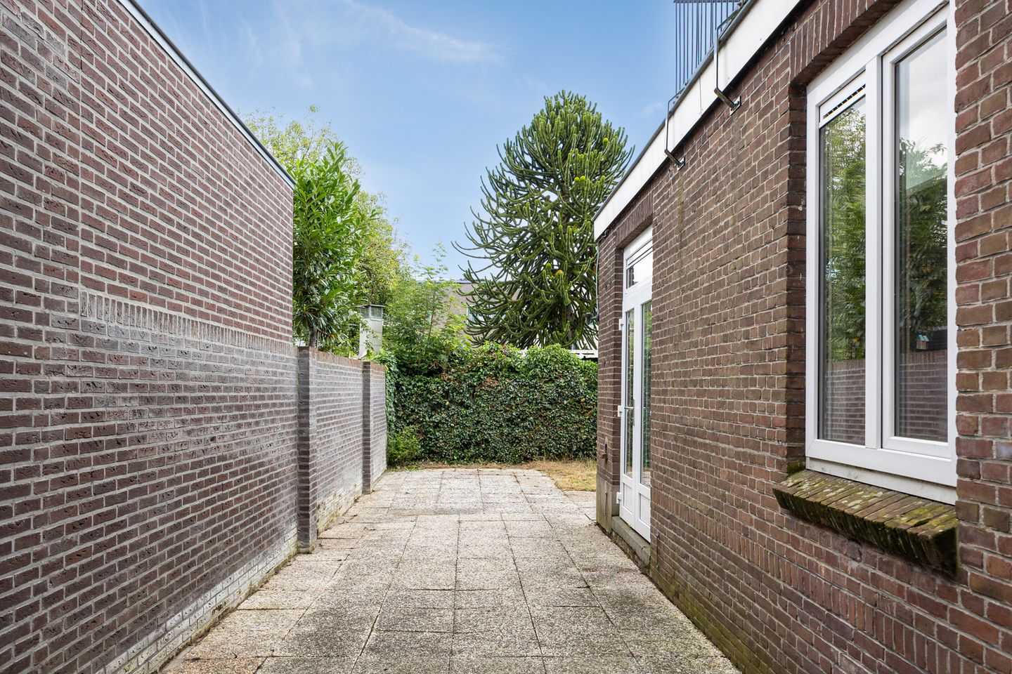 Photo 20 of Van der Weeghensingel 35