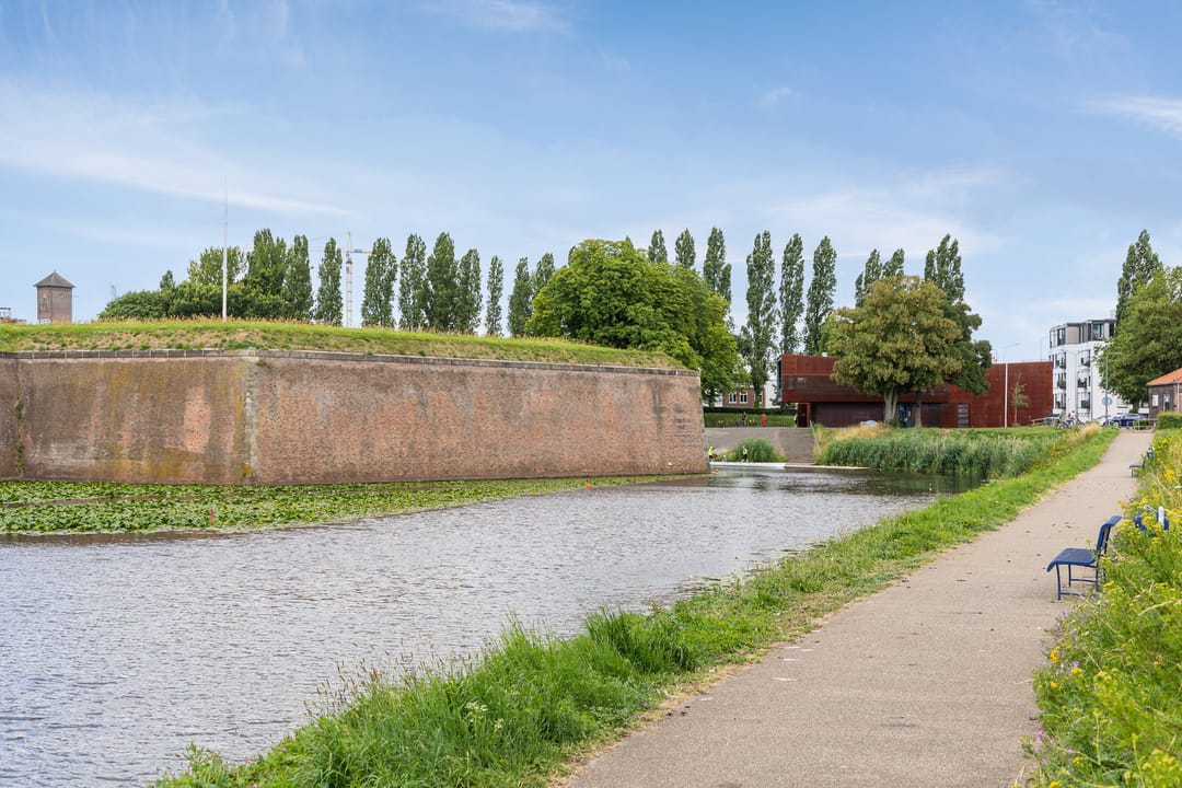 Photo 32 of Van der Weeghensingel 35