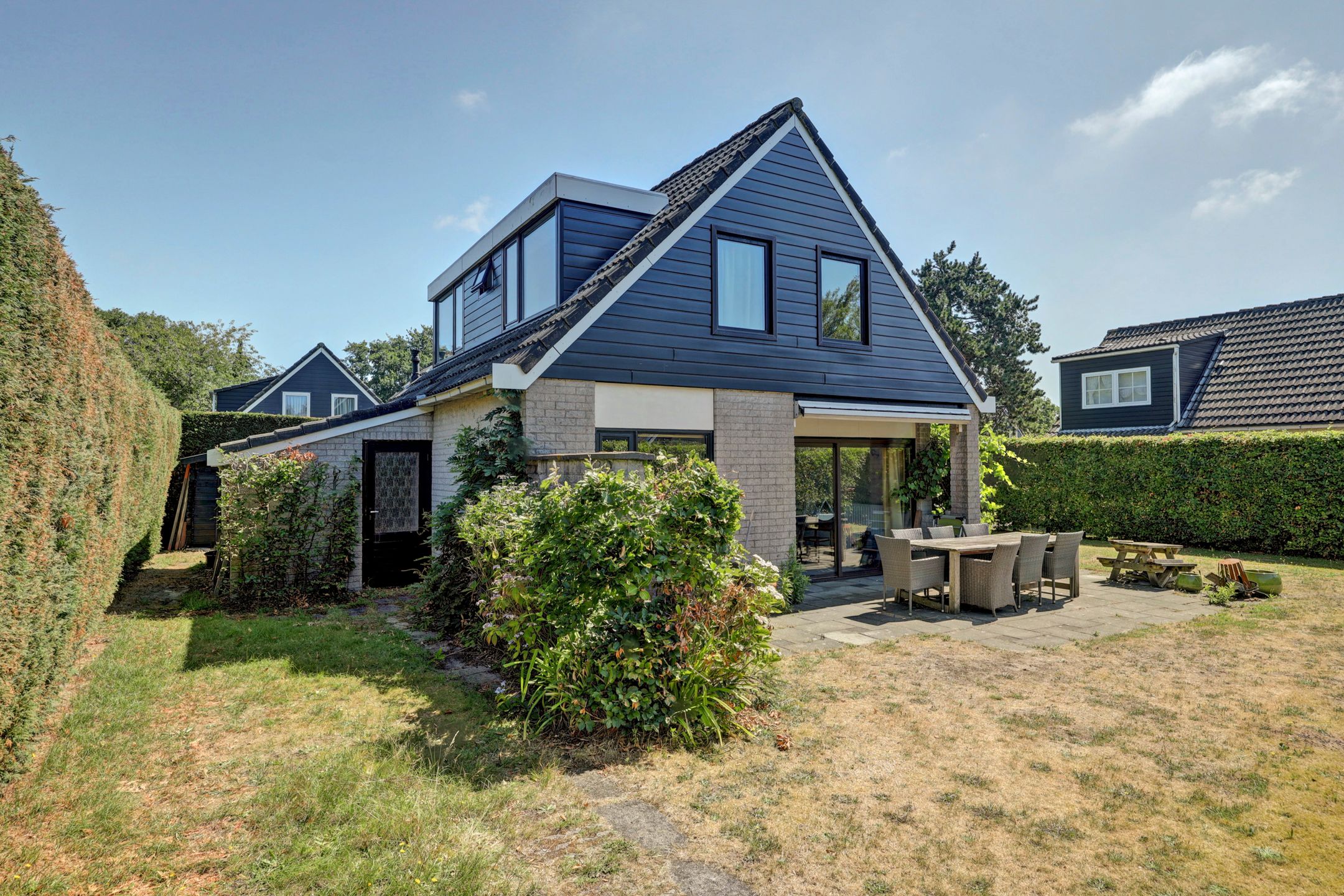 3-bedroom freehold villa in Burgh-Haamstede — photo 1 of 5