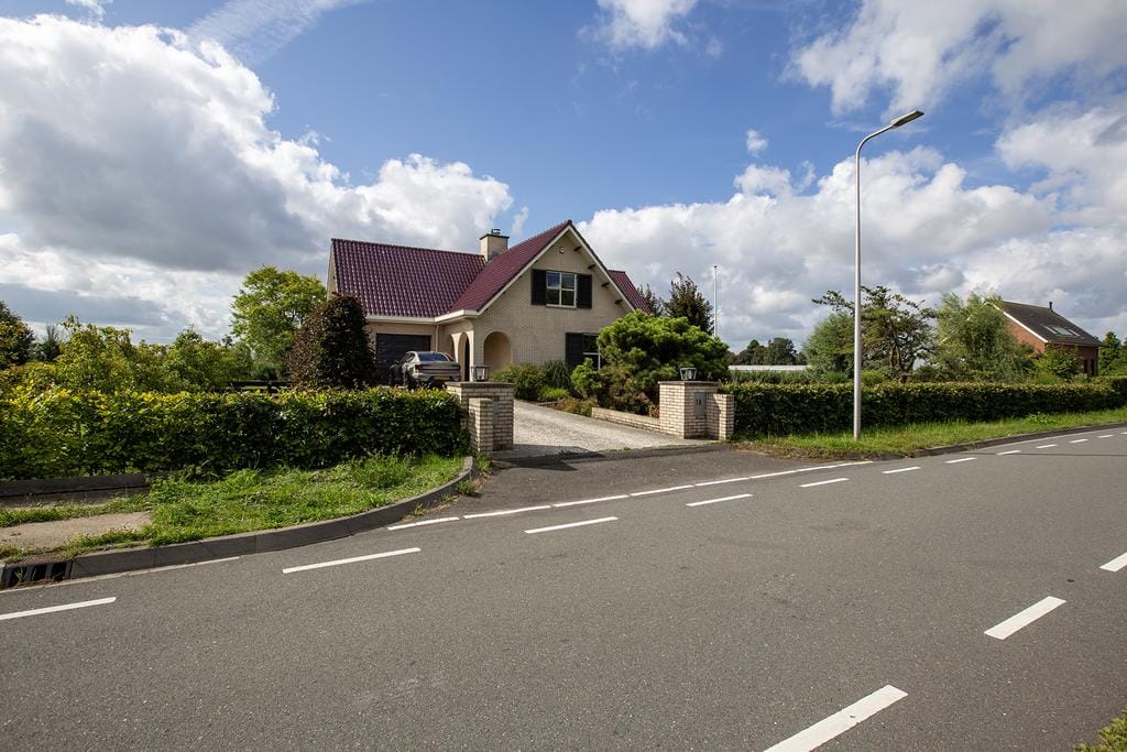 Photo 29 of Loeteweg 1