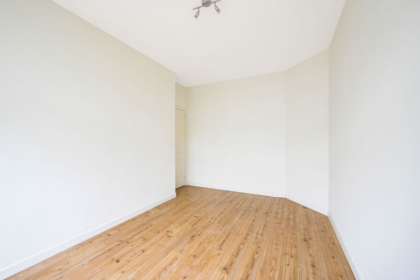 Photo 14 of Hoog Buurlostraat 84