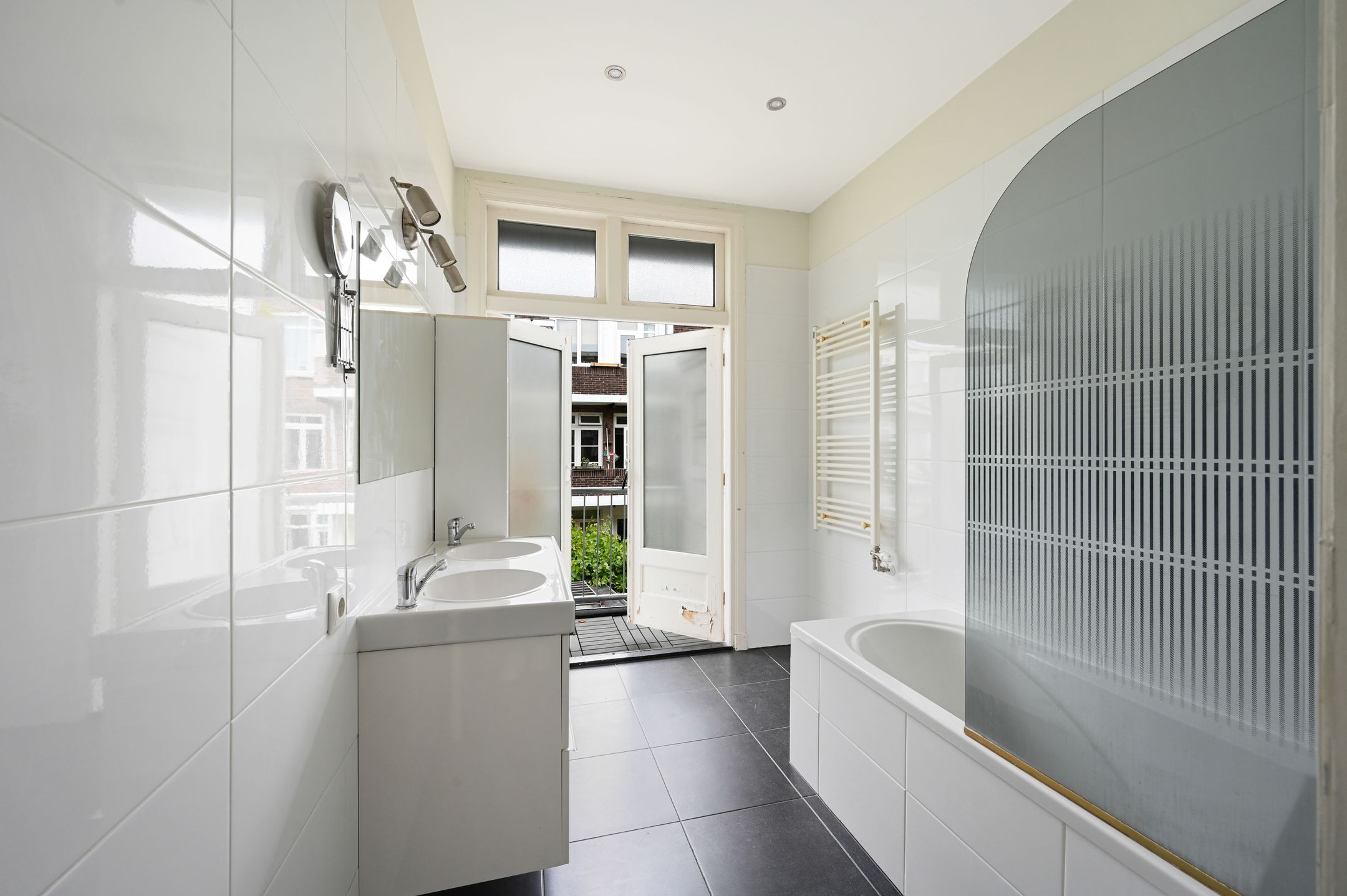 Photo 18 of Hoog Buurlostraat 84