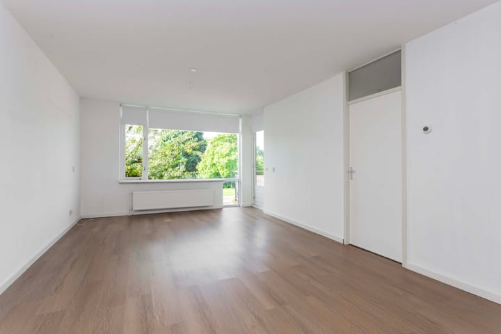 Photo 2 of Hugo van der Goeslaan 23