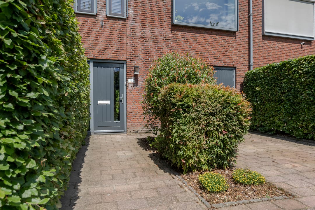 Photo 37 of Raperbeek 12