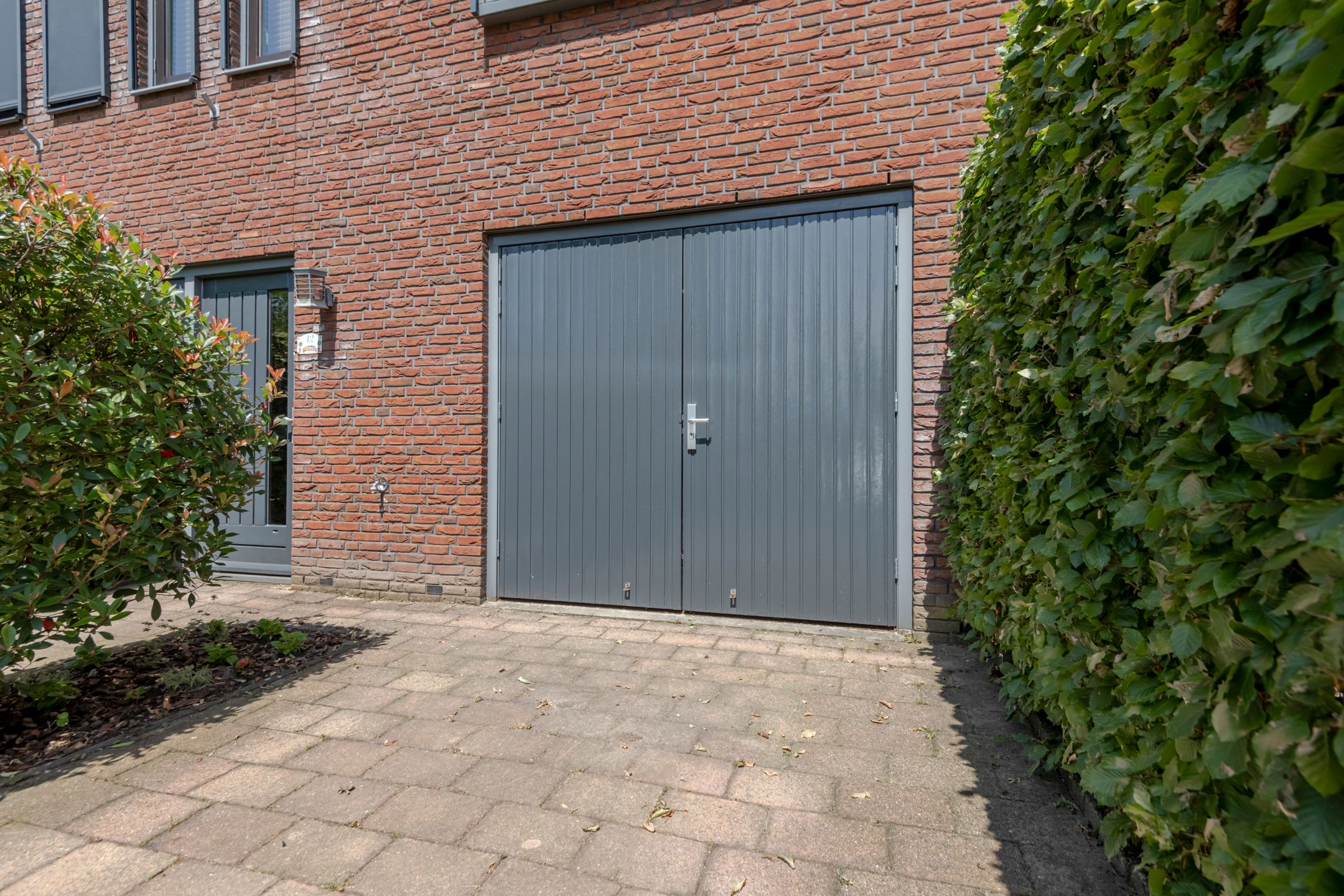 Photo 36 of Raperbeek 12