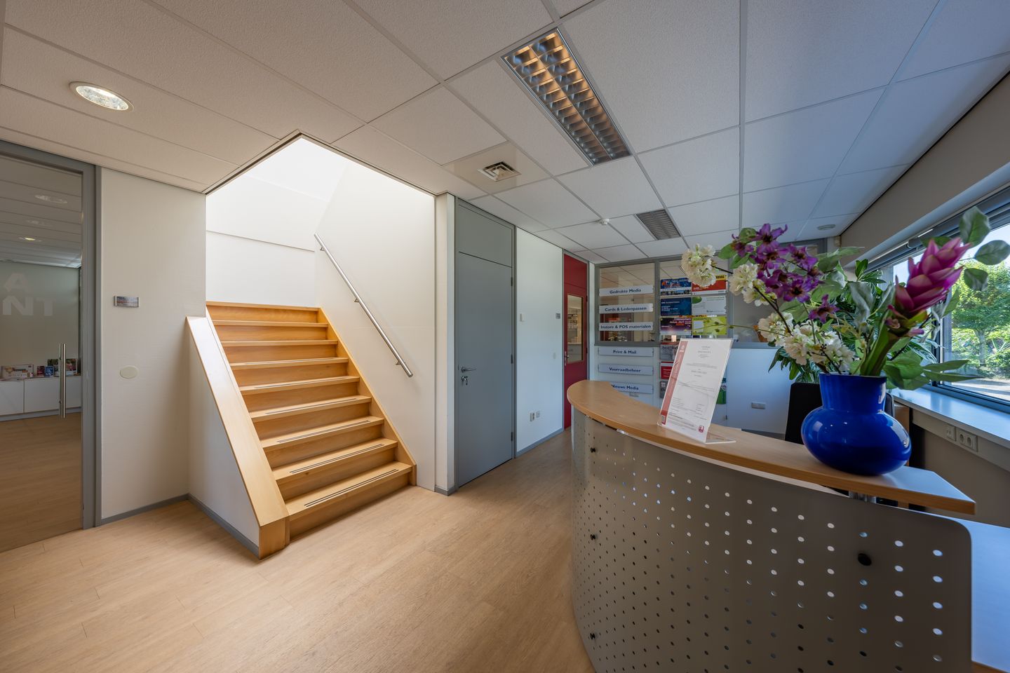 View photo 3 of Newtonstraat 27