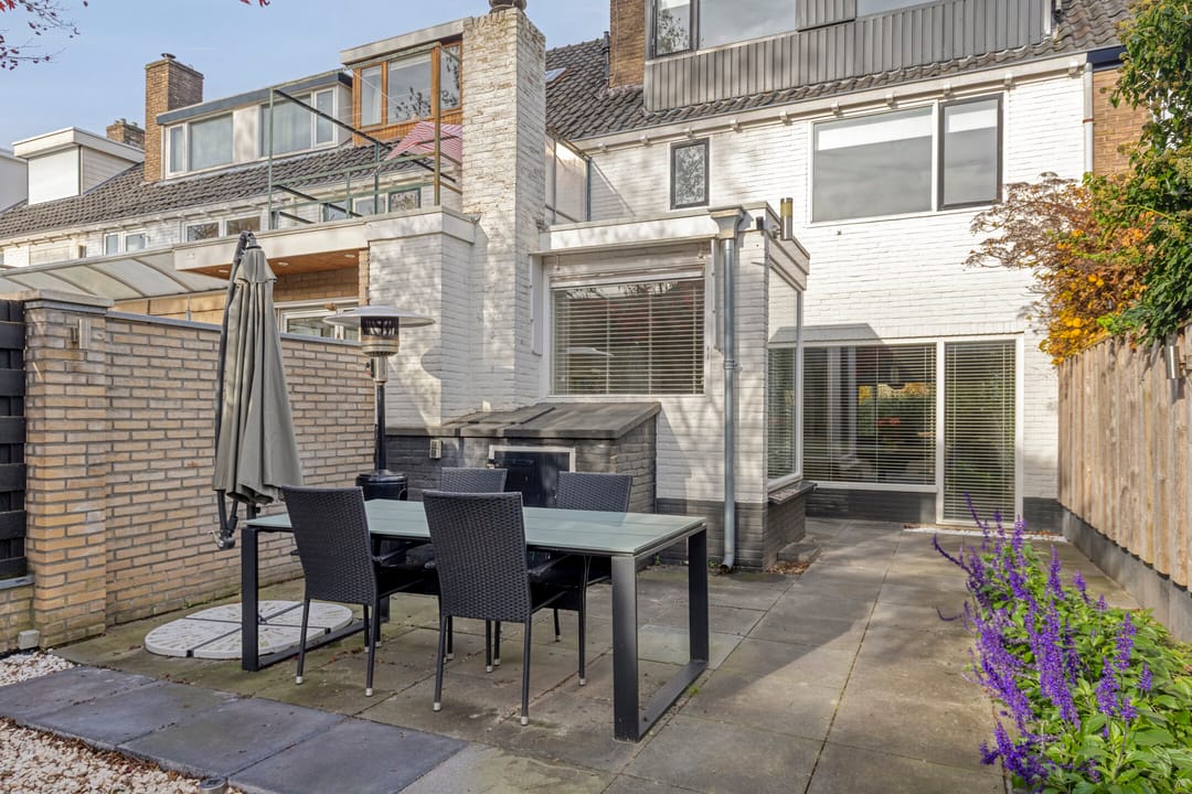 Photo 37 of Mr. P.J. Troelstrastraat 100