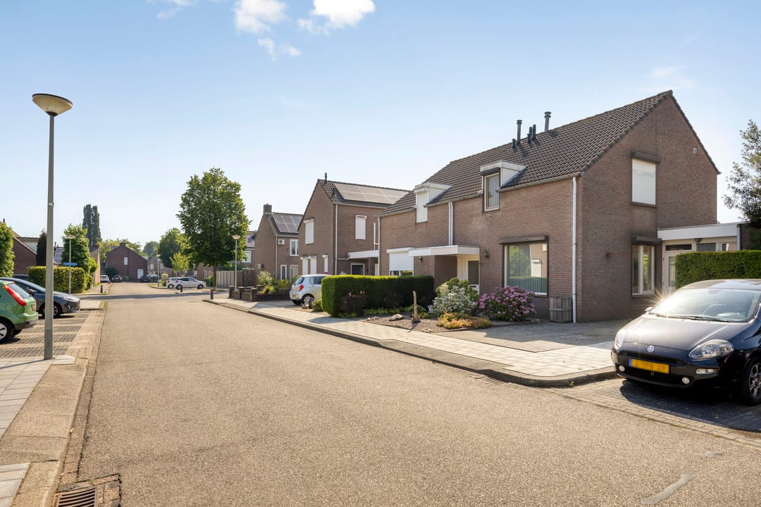 Foto 41 van Majoor Huthstraat 49