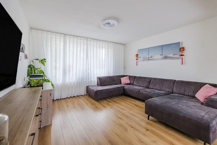 Photo 2 of Bilderdijklaan 38