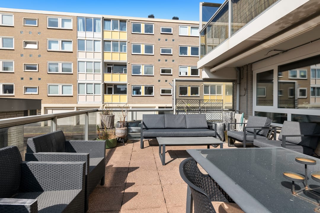 Photo 17 of Dr Joh G Mezgerstraat 29