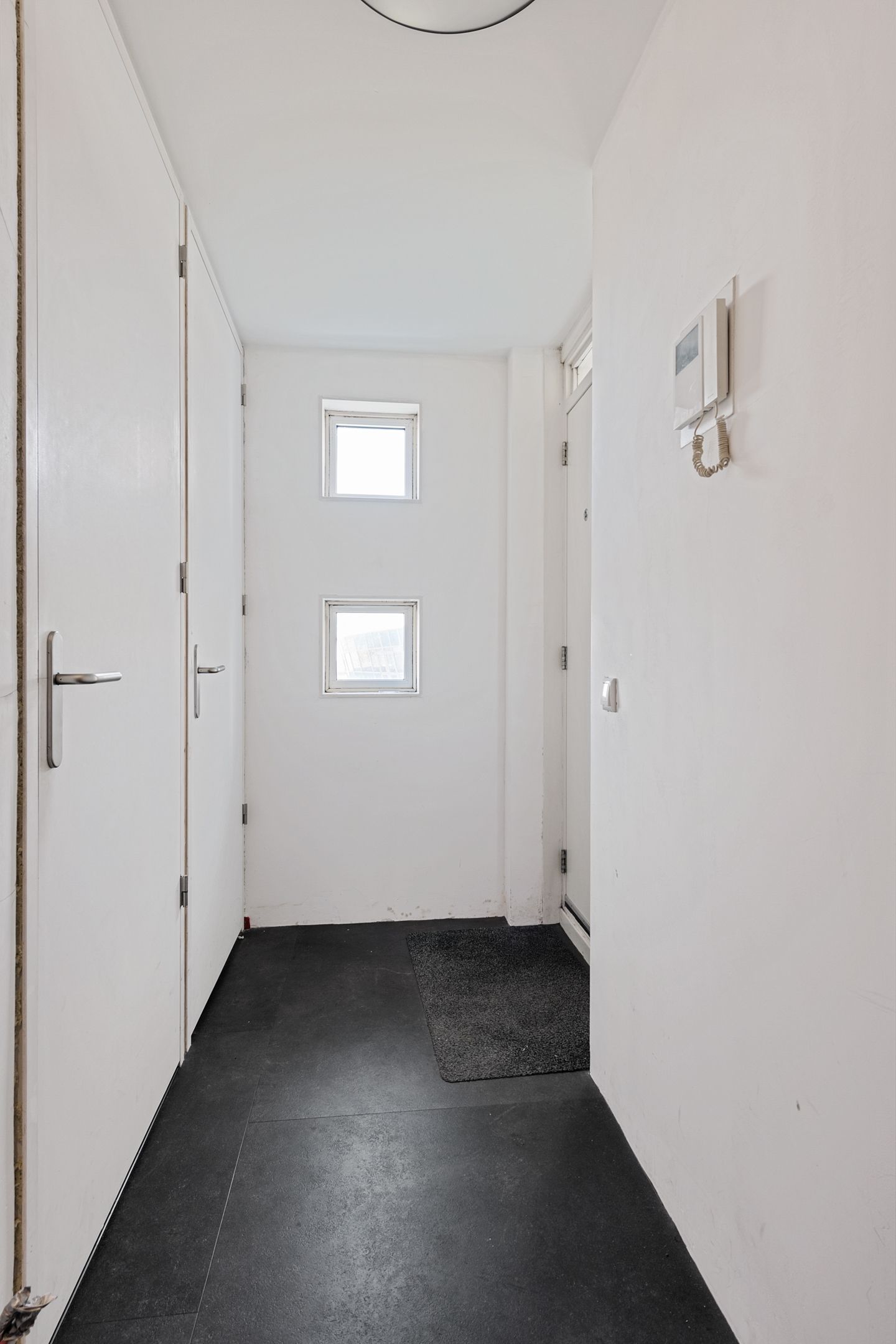 Photo 18 of Dr Joh G Mezgerstraat 29