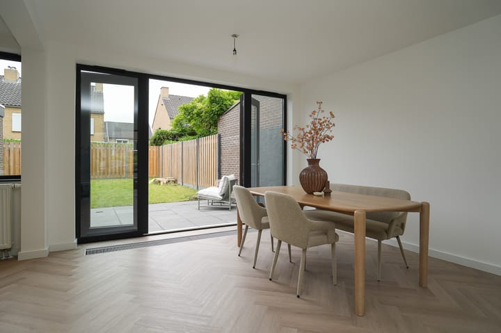Tussenwoning te koop: Kasteellaan 40A, Tegelen