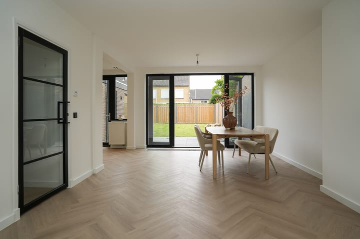 Tussenwoning te koop: Kasteellaan 40A, Tegelen