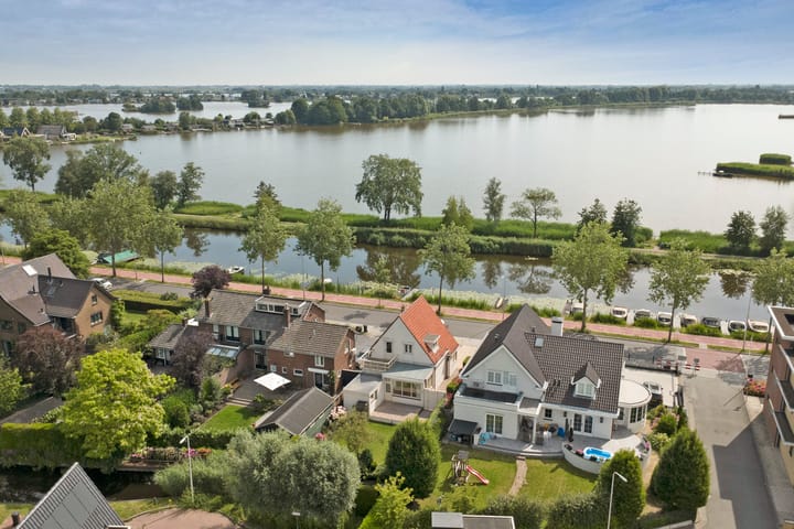 Photo 2 of Bodegraafsestraatweg 151