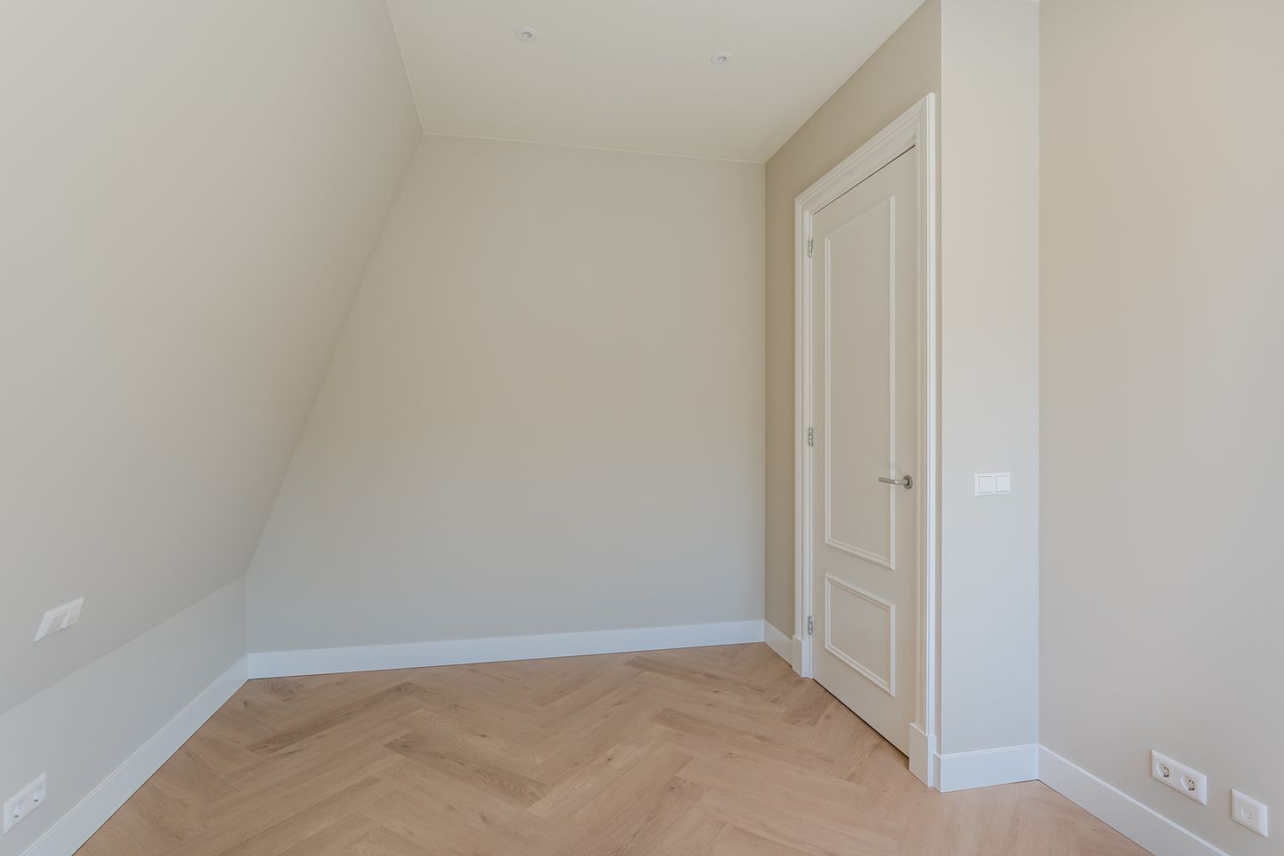 Photo 19 of Ruychaverstraat 17