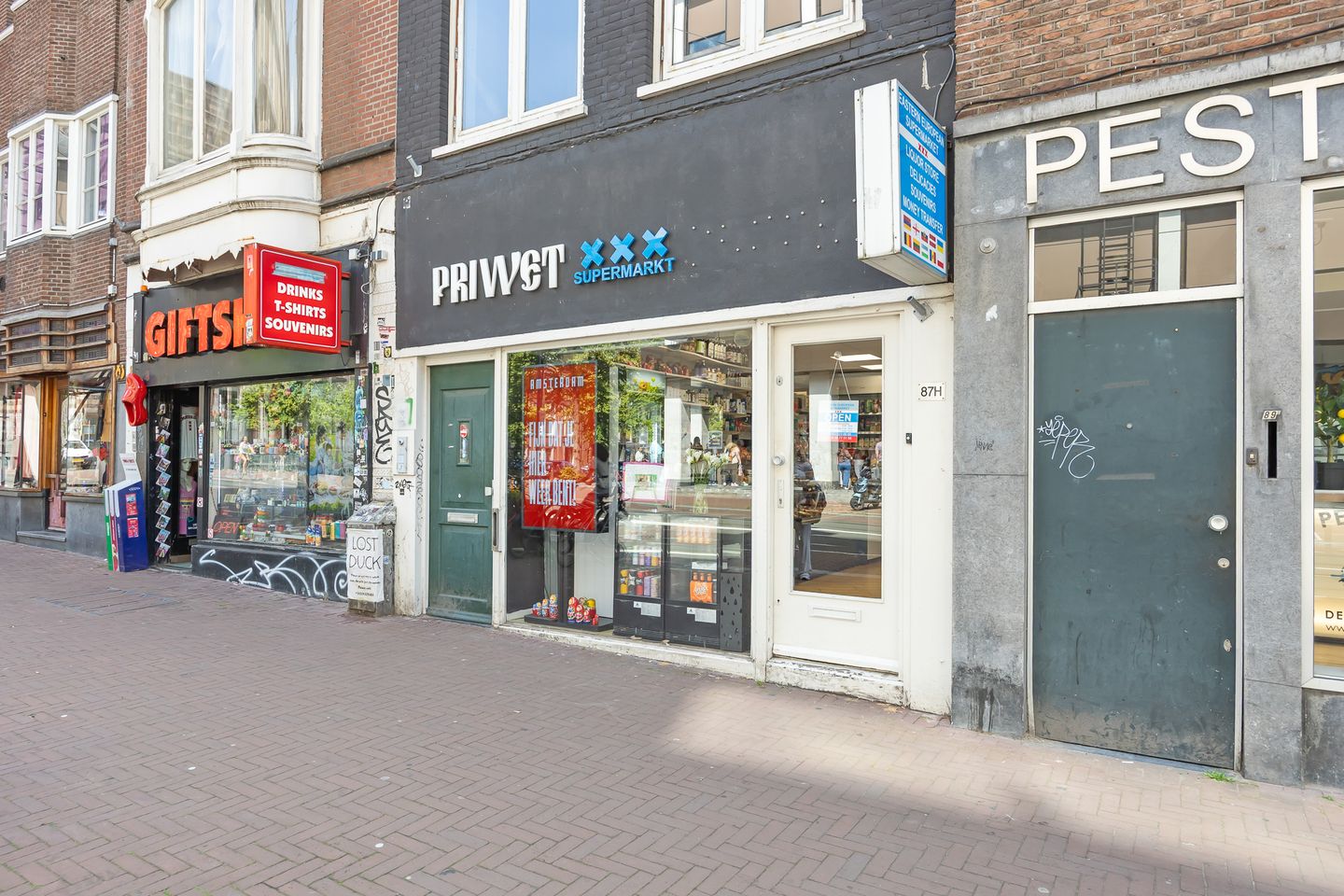 View photo 2 of Vijzelstraat 87-H
