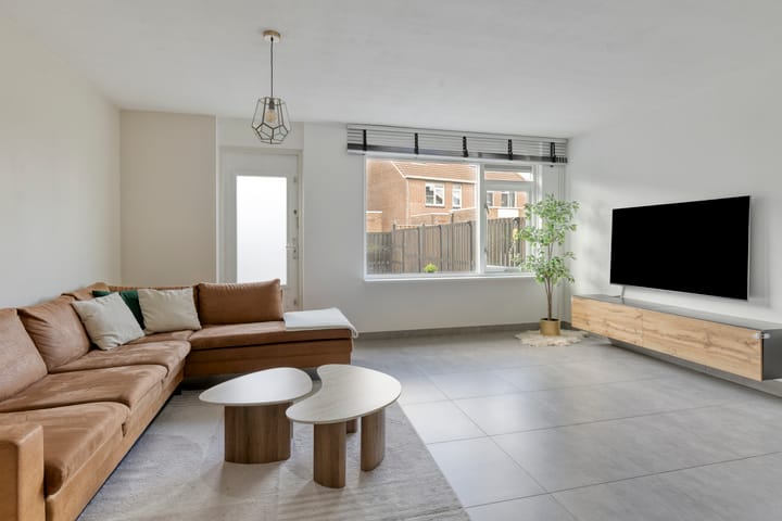 Hoekwoning te koop: Levermosstraat 33, Purmerend