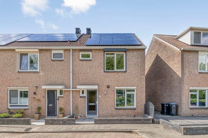 Hoekwoning te koop: Levermosstraat 33, Purmerend