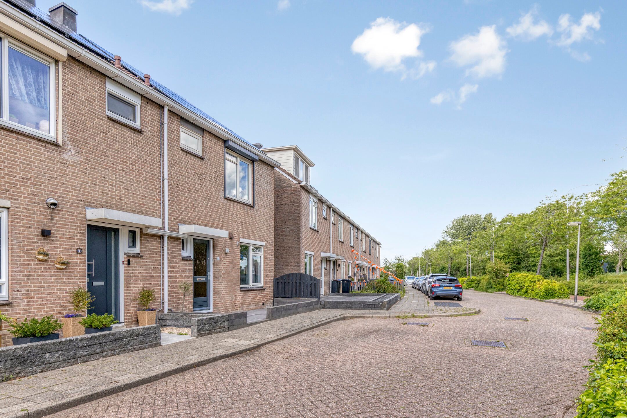 Photo 6 of Levermosstraat 33