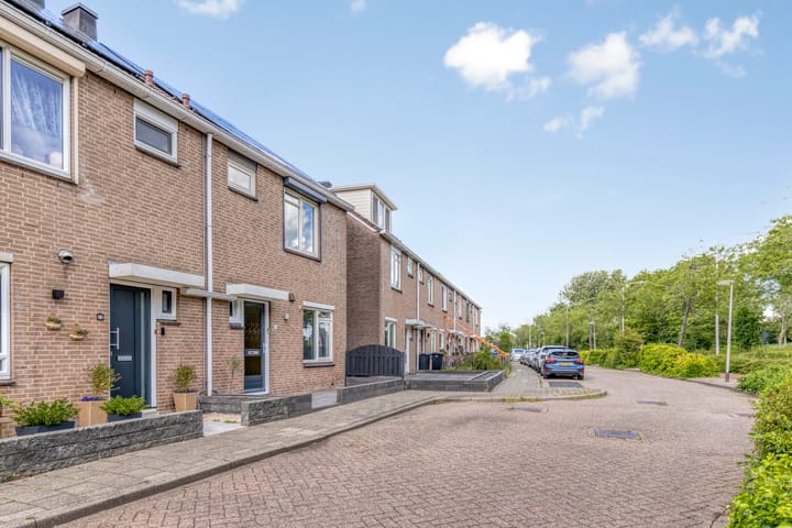 Hoekwoning te koop: Levermosstraat 33, Purmerend
