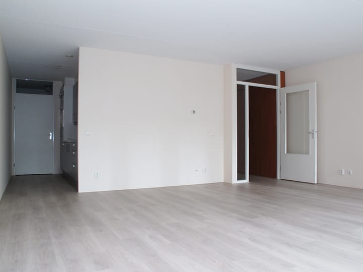 Photo 3 of Carolina van Nassaustraat 197