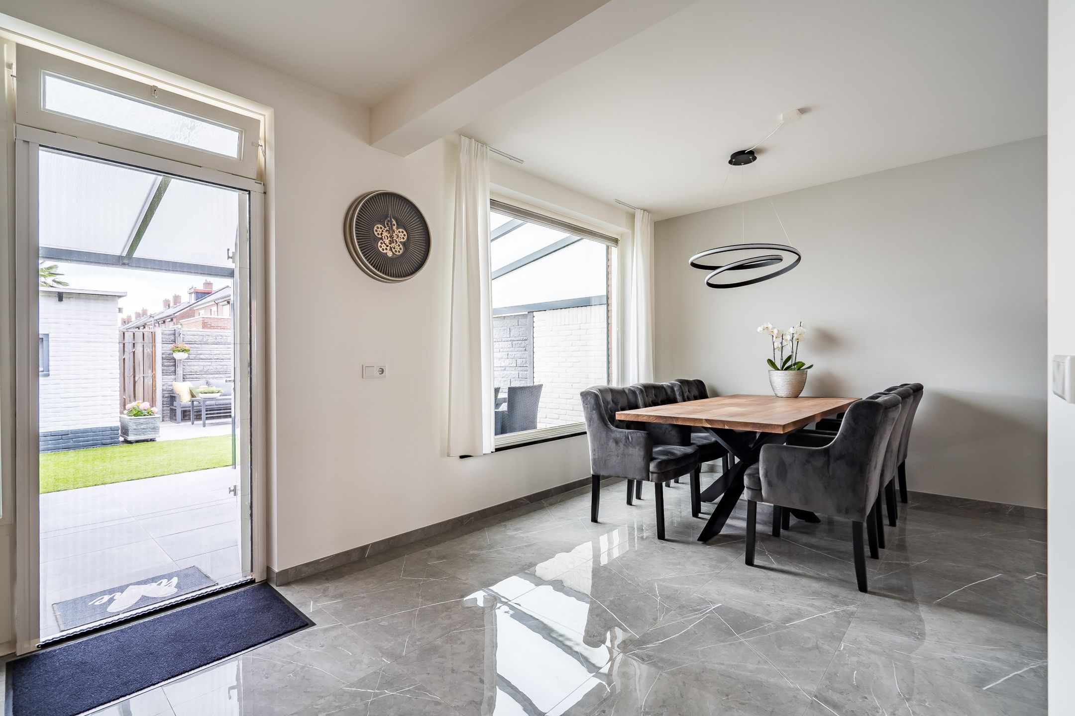 Photo 12 of Louise de Colignystraat 5