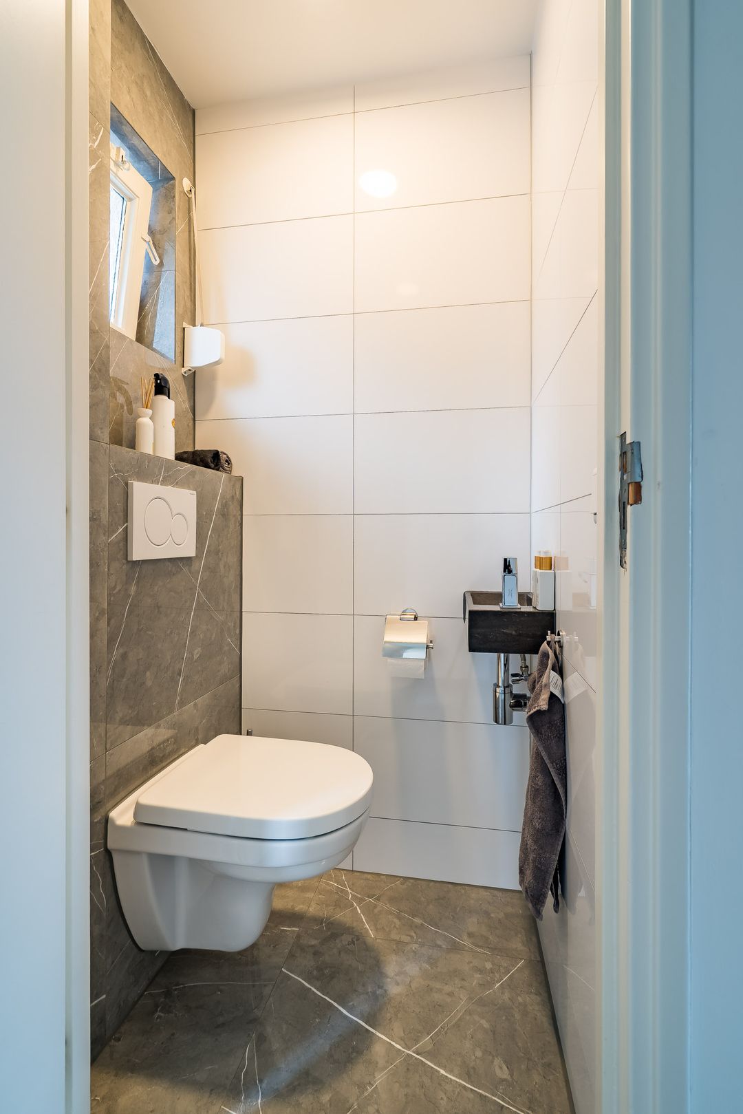Photo 16 of Louise de Colignystraat 5