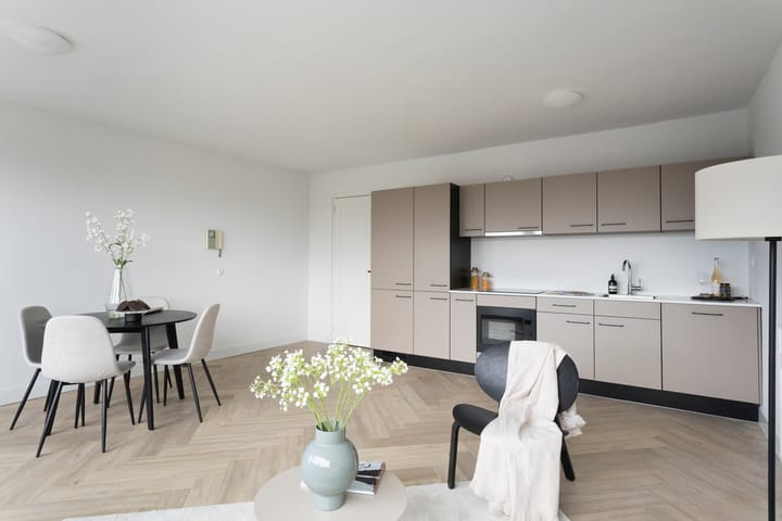 Photo 3 of Vianenstraat 19-B