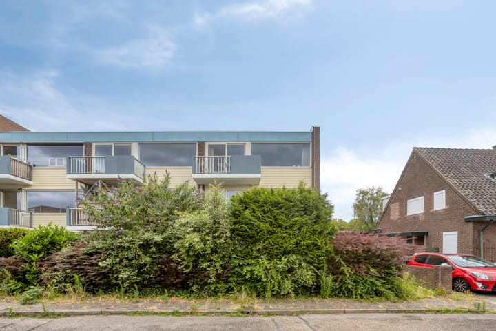 Photo 2 of Vianenstraat 19-B