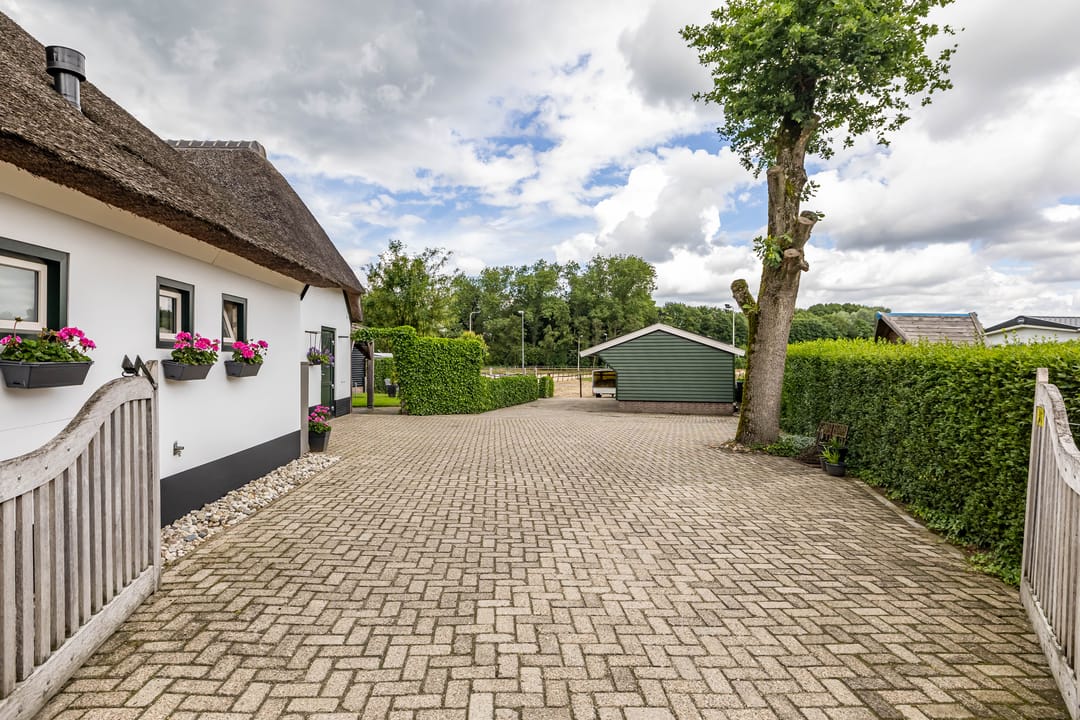 Photo 8 of Zuidlaarderweg 15