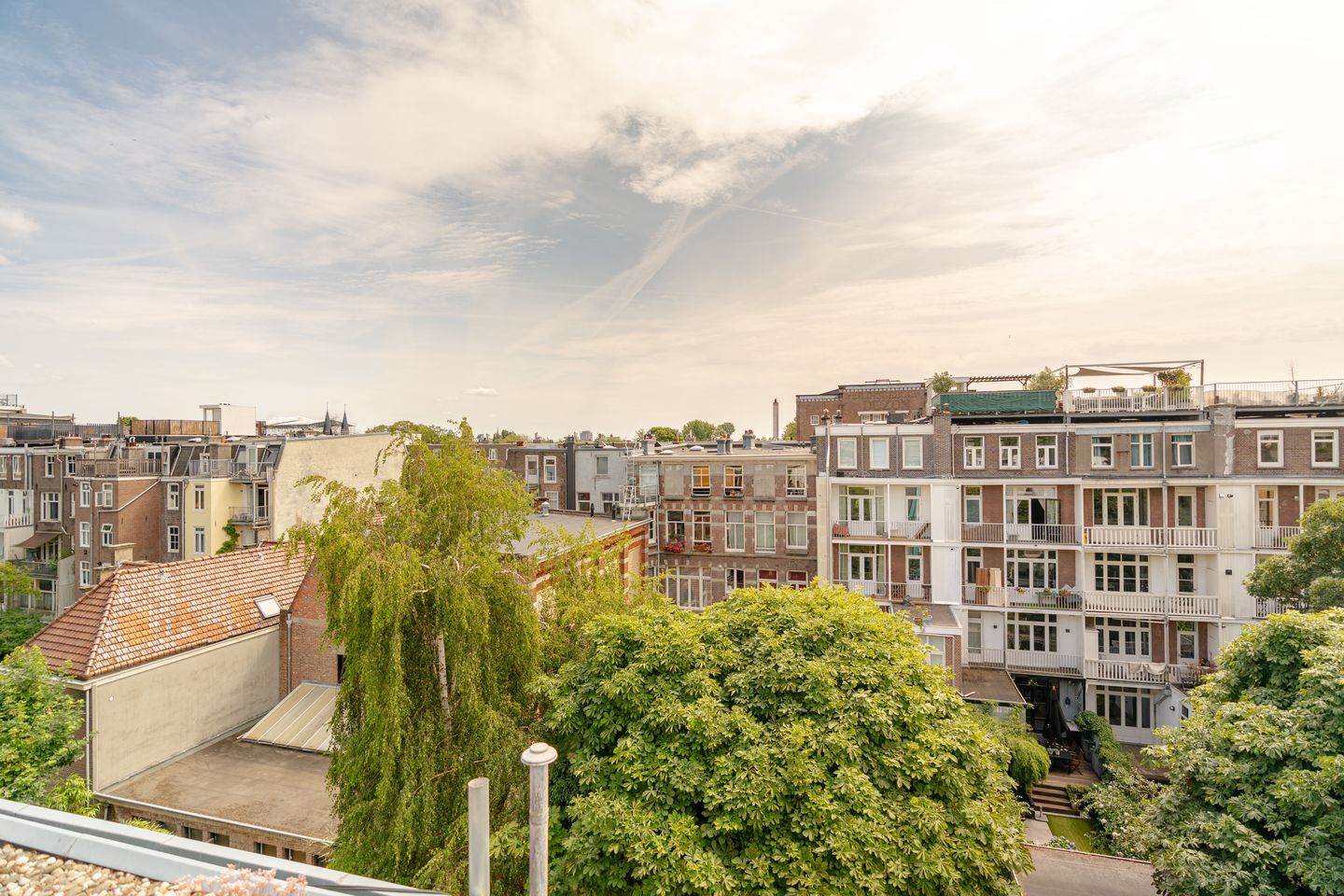Photo 14 of Eerste Helmersstraat 147-2A
